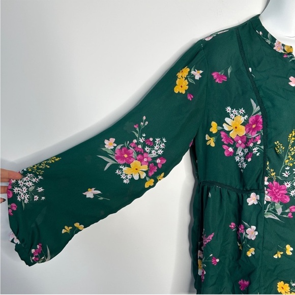 OLD NAVY Dark Green Floral Print Georgette Swing Blouse Size Medium - Picture 4 of 10